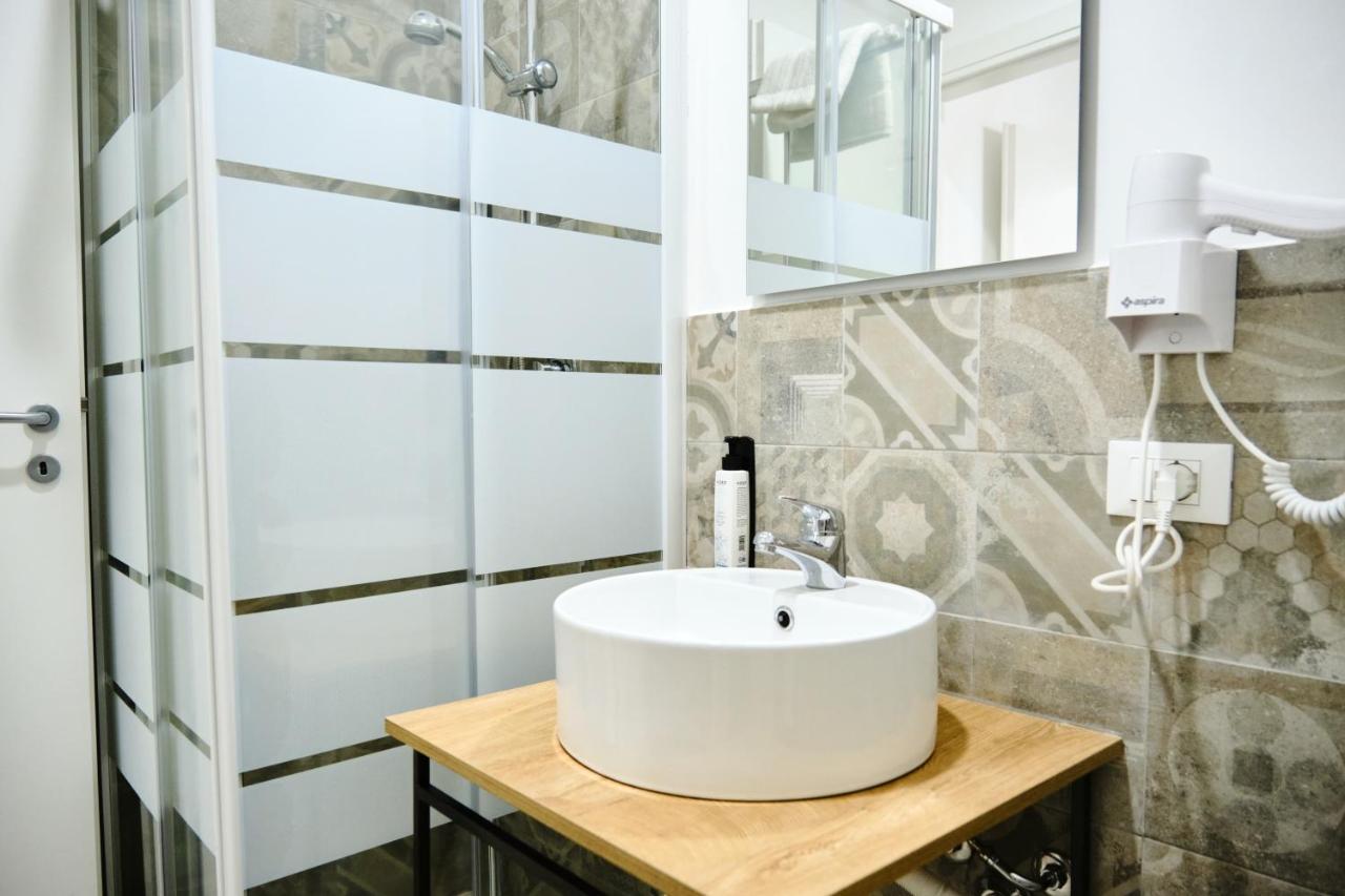 Mercede Rooms Palermo Exteriör bild