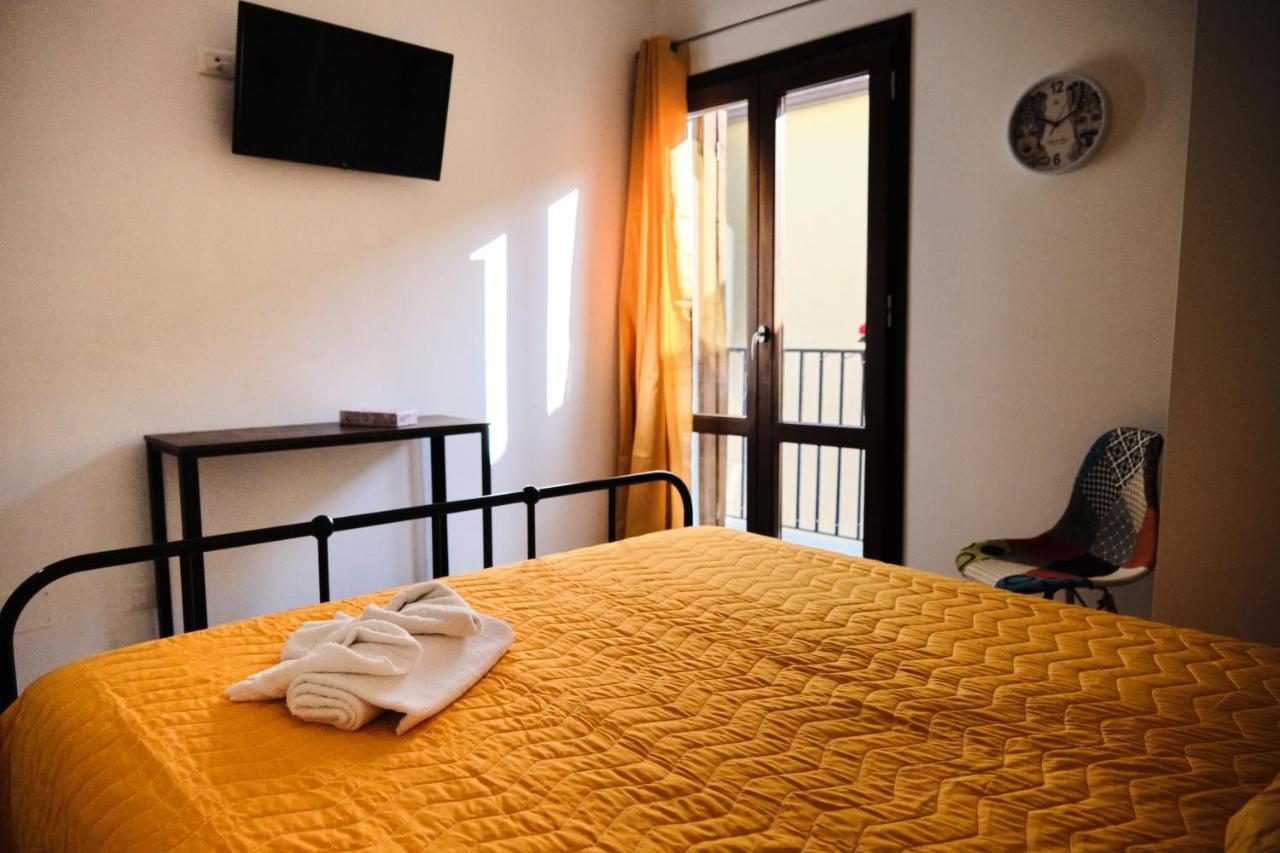 Mercede Rooms Palermo Exteriör bild